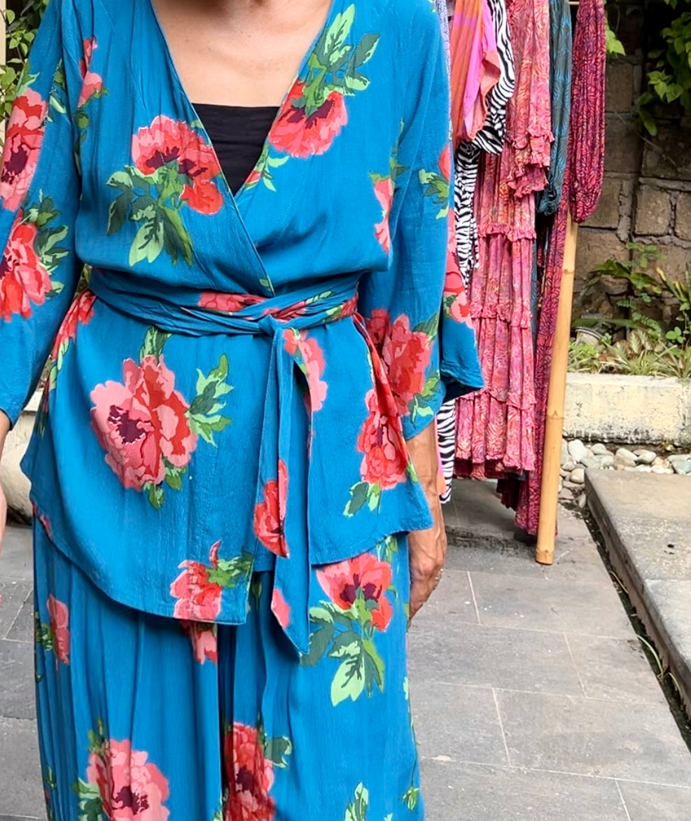 Short Kimono and pants set of 2 pieces made of natural fabric